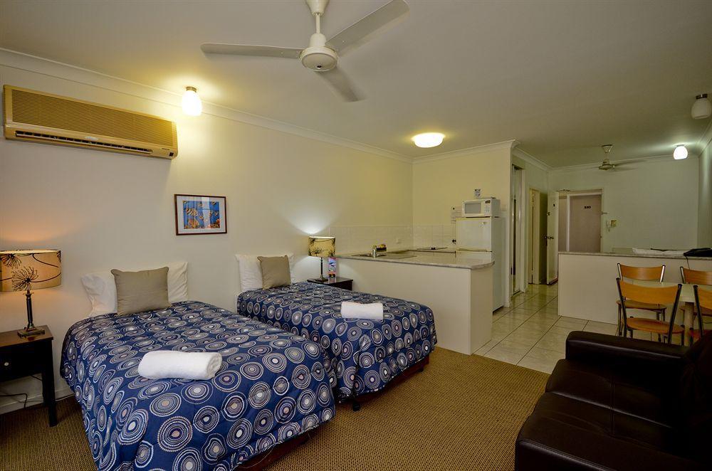 Reef Palms Motel Cairns Bagian luar foto