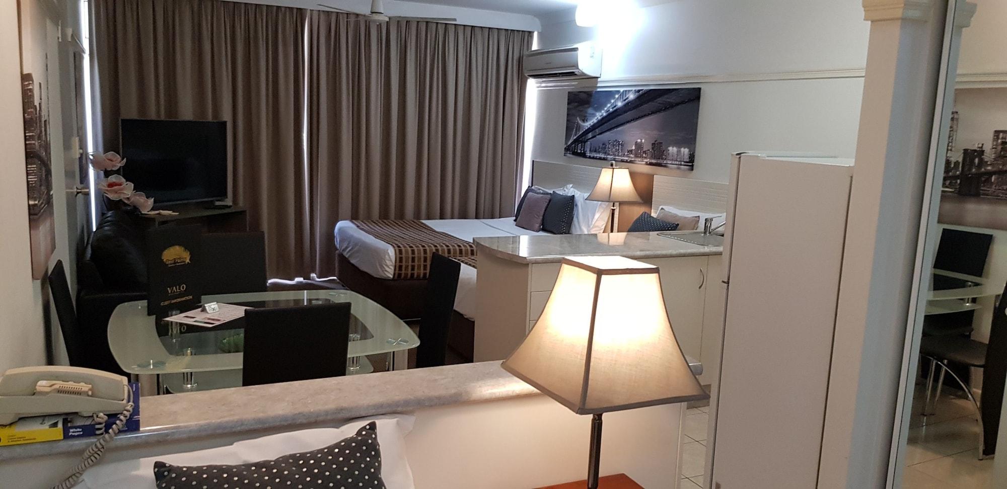 Reef Palms Motel Cairns Bagian luar foto