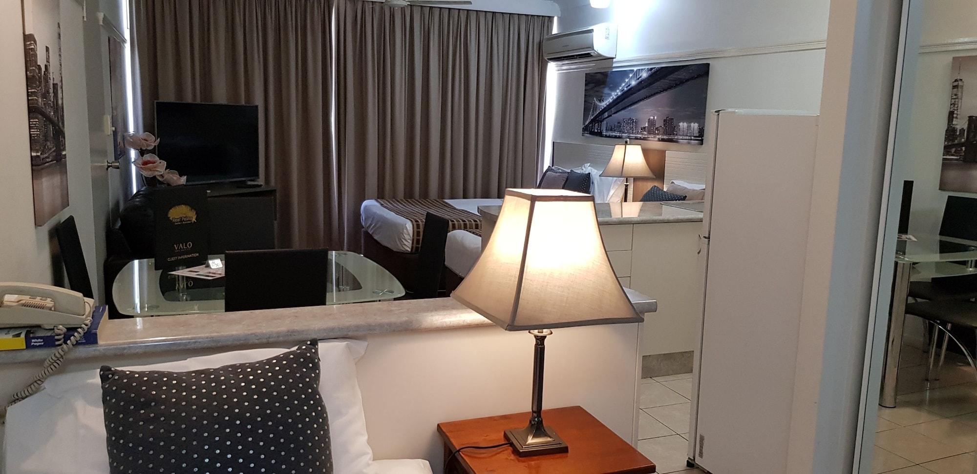 Reef Palms Motel Cairns Bagian luar foto