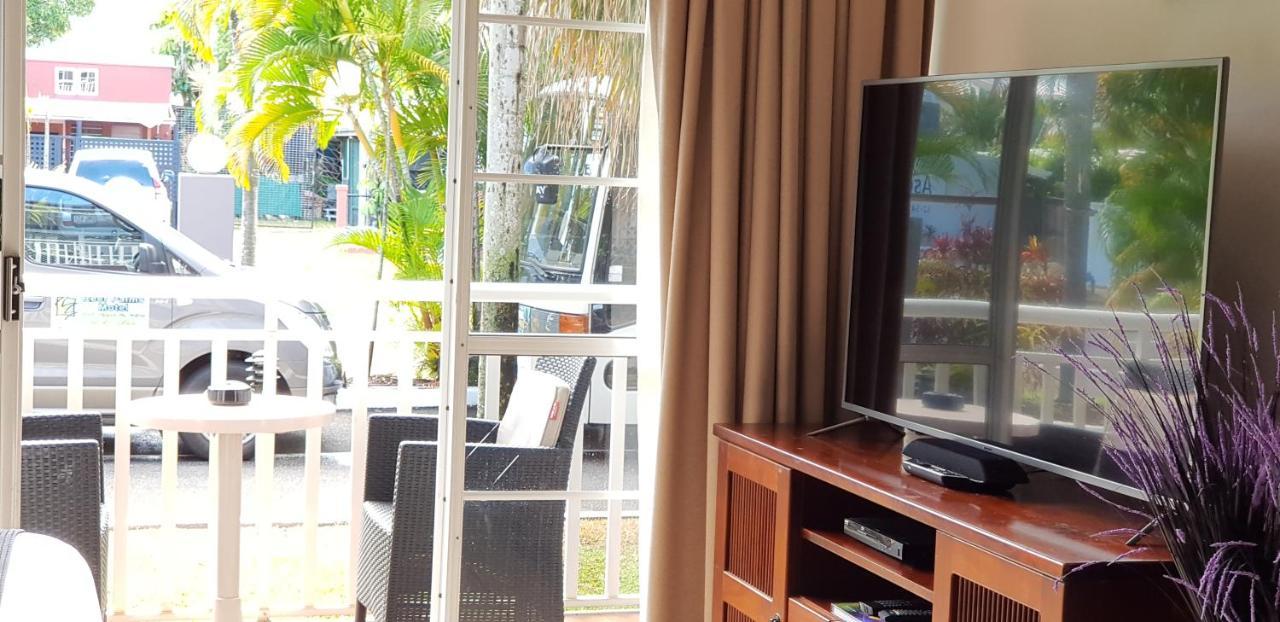 Reef Palms Motel Cairns Bagian luar foto